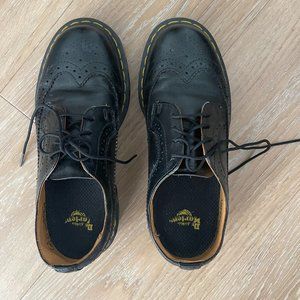 Doc Marten Oxfords - 6 US - Wingtip Brogue style